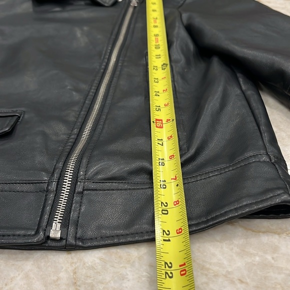 Zara Black Faux Leather‎ Moto Jacket Lapel Collar Zip Front Juniors 13/14 = SP - Picture 6 of 13